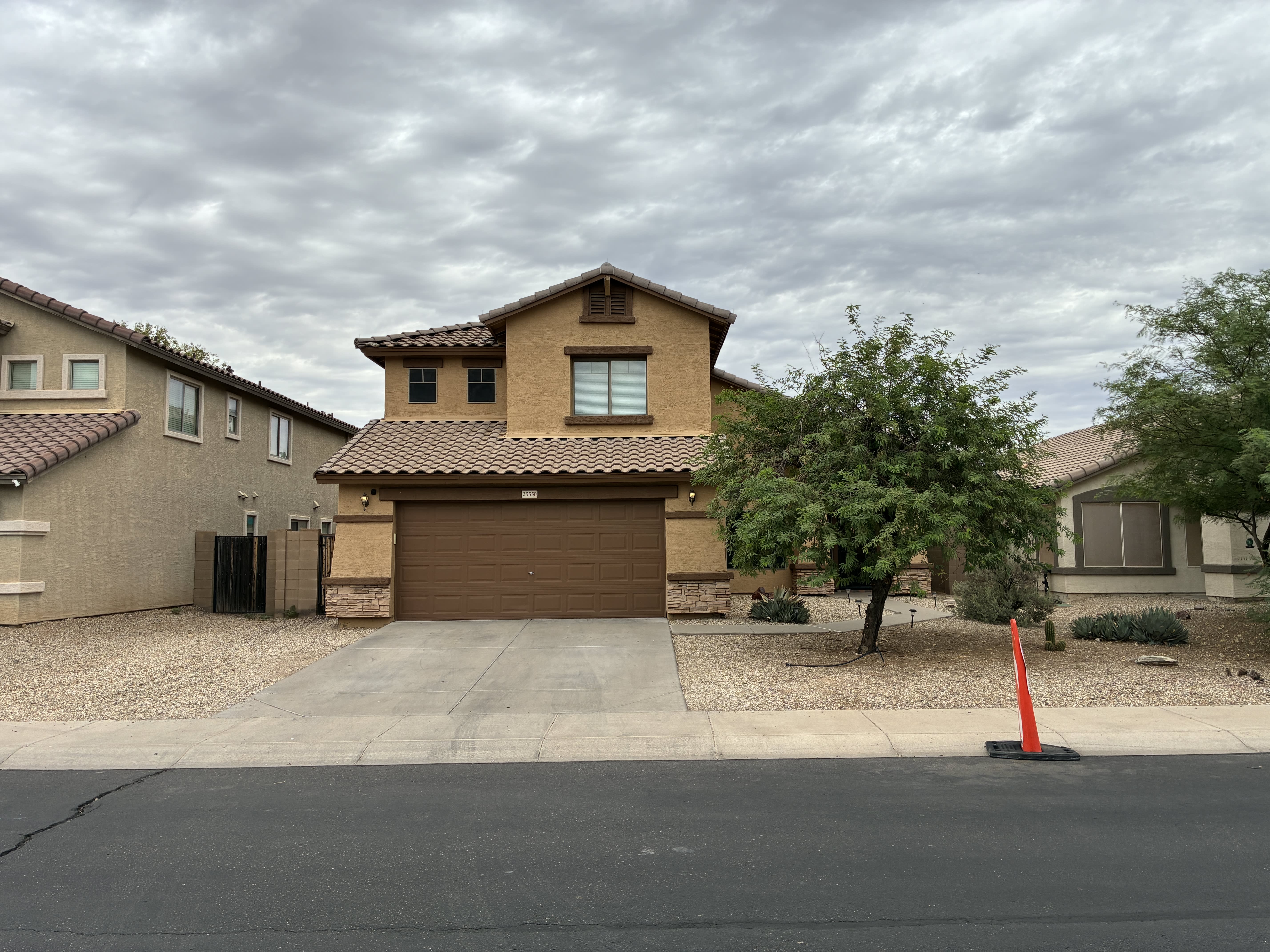 25550 W Pioneer St – photo 1