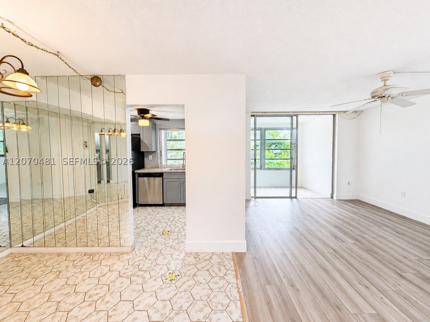 9101 Lime Bay Blvd – photo 2