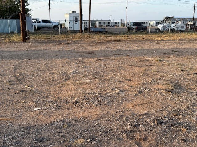 100 E 46th St – photo 2