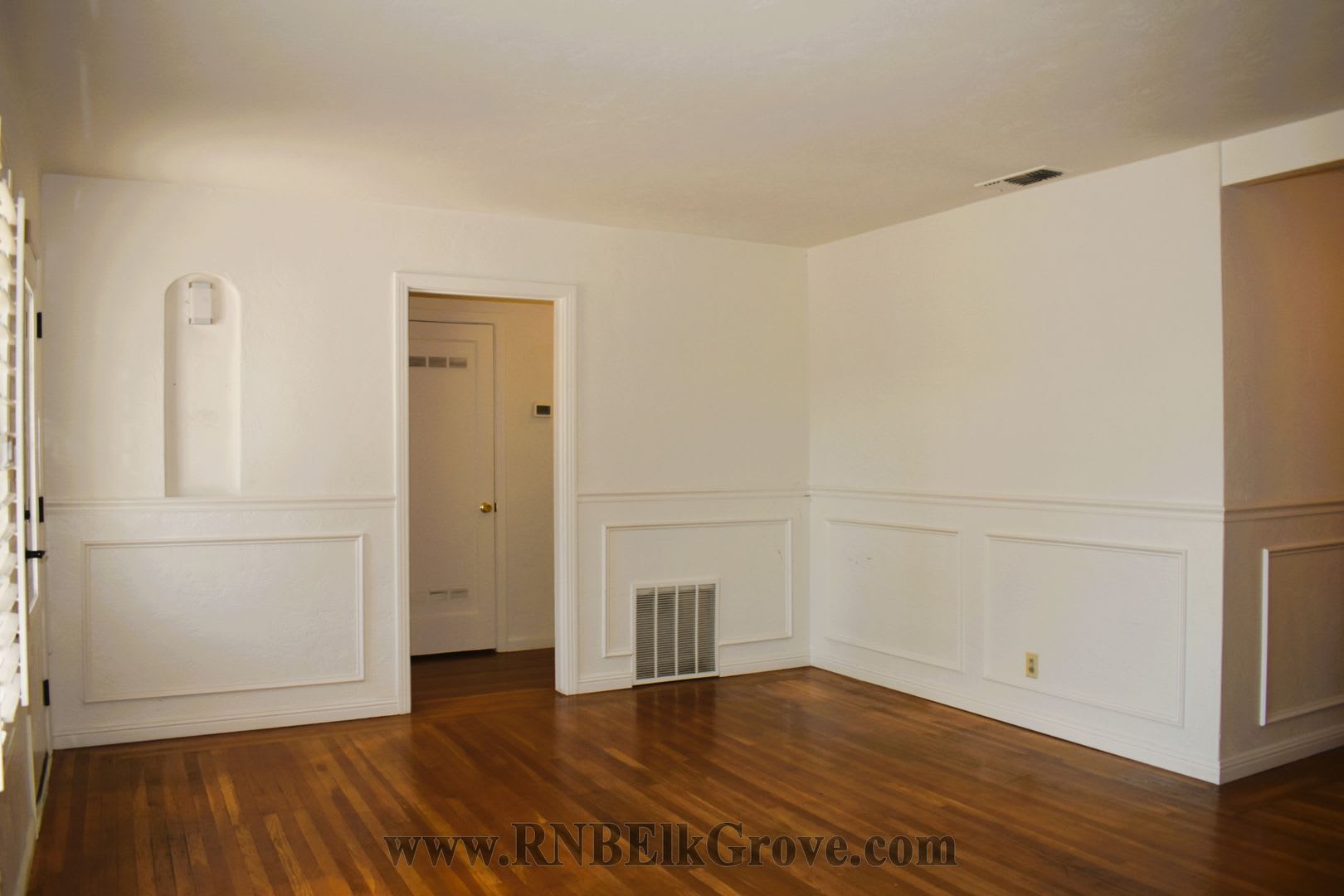 Beautiful 3 Bedroom and 2 Bathroom Home – photo 5