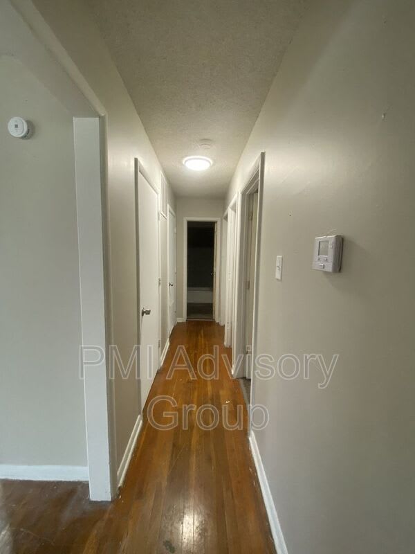 409 Southeast 34th Street – photo 2
