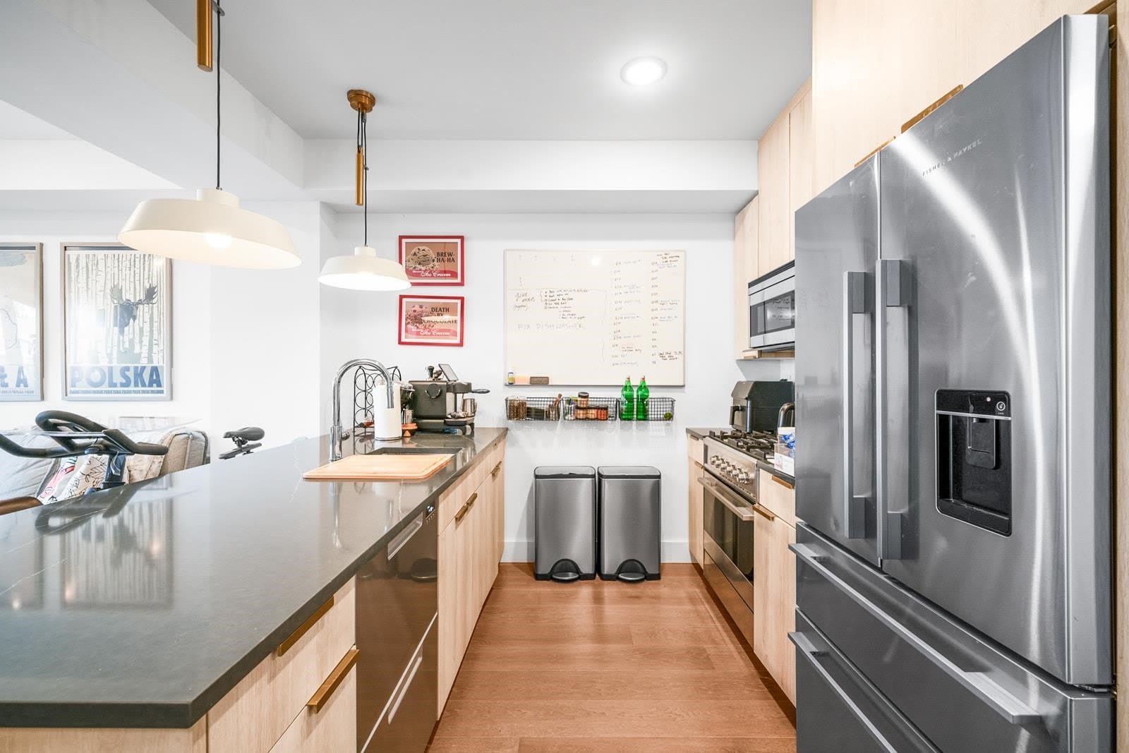 386 5Th St – photo 5