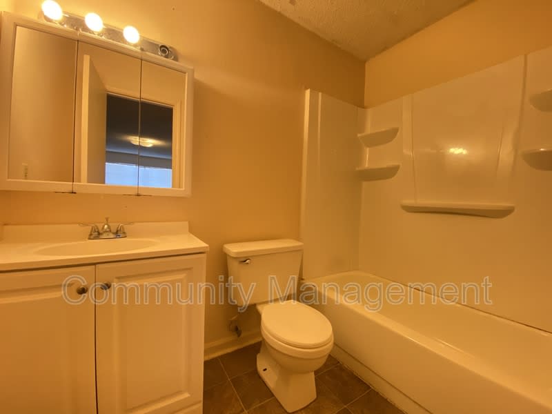 5137 Weston St – photo 4