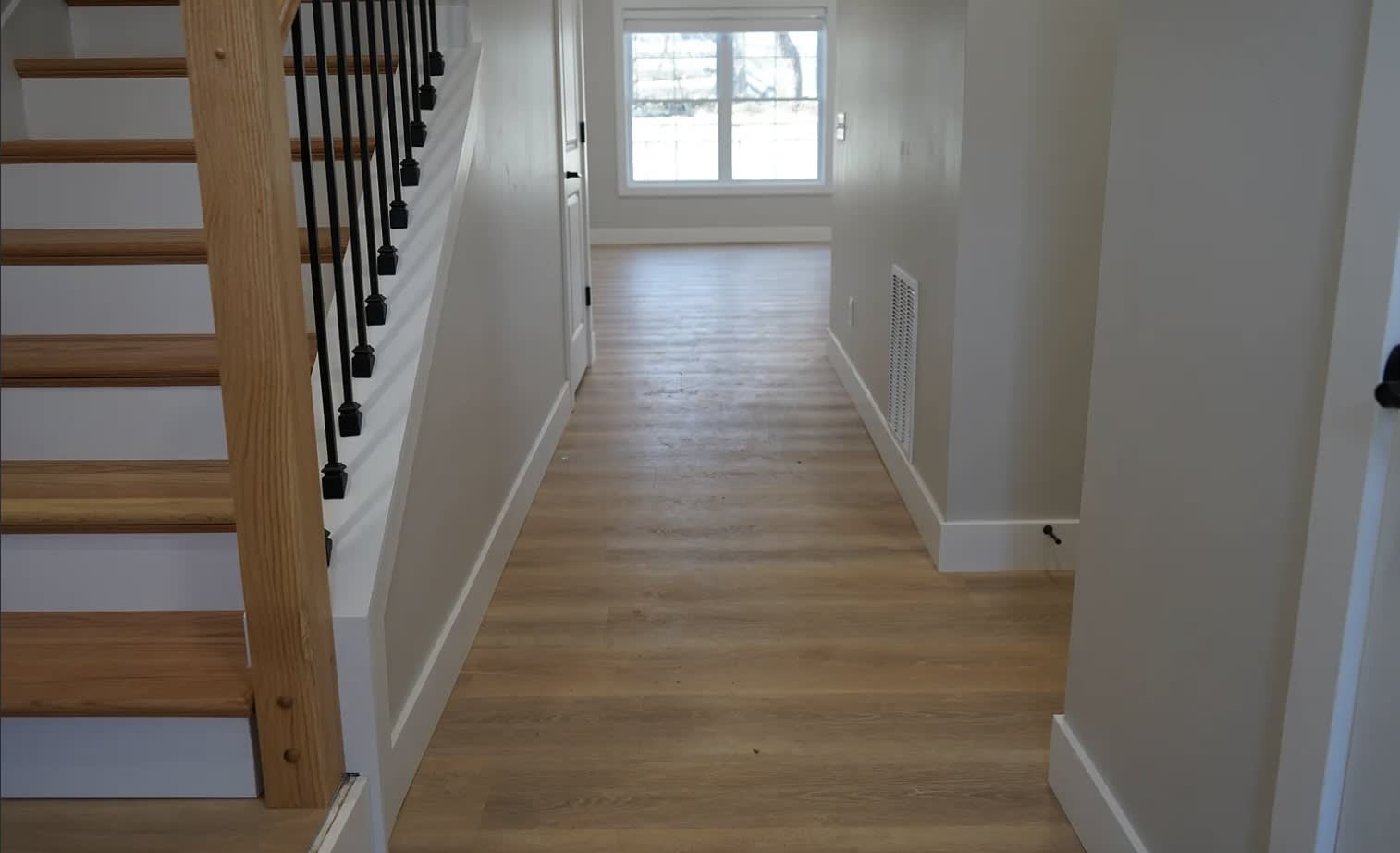 102 Everly Pointe Drive – photo 2