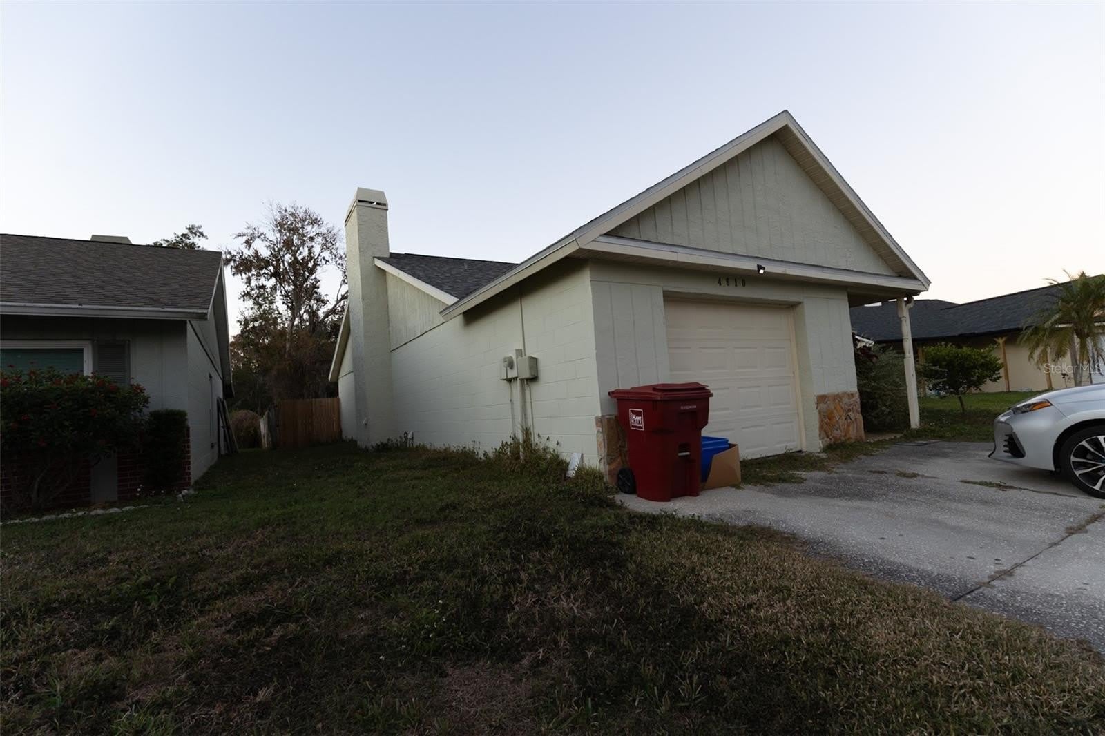 4610 N COUNTRY HILLS Court – photo 1