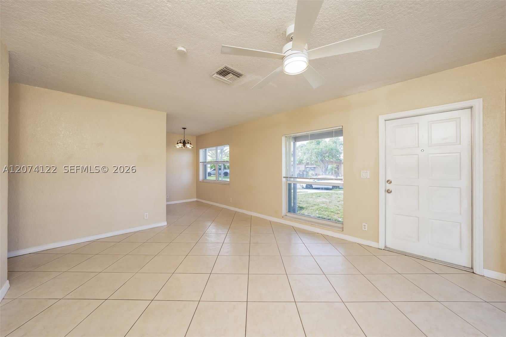 900 W Bloxham St – photo 4