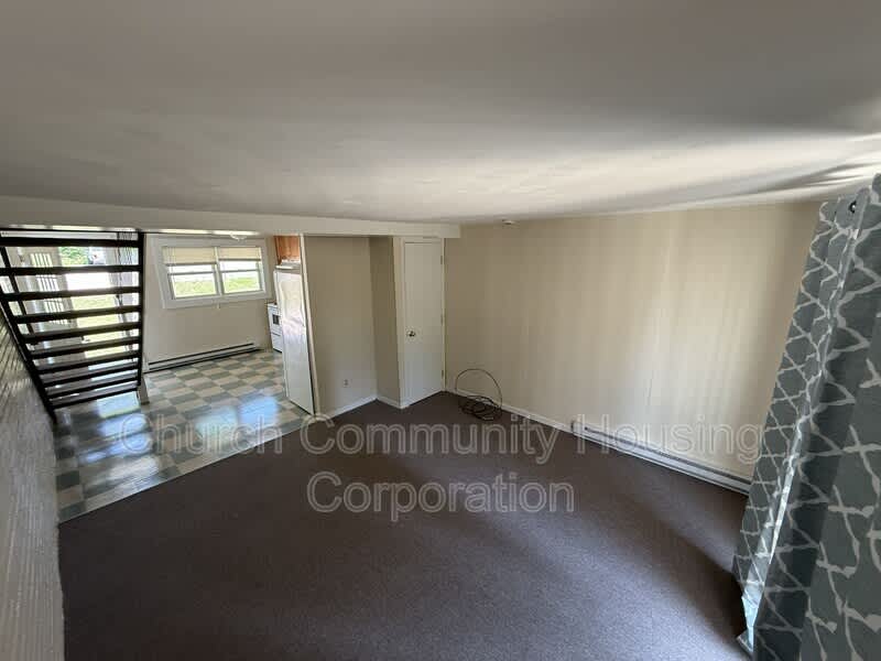 169 Conanicus Ave – photo 5