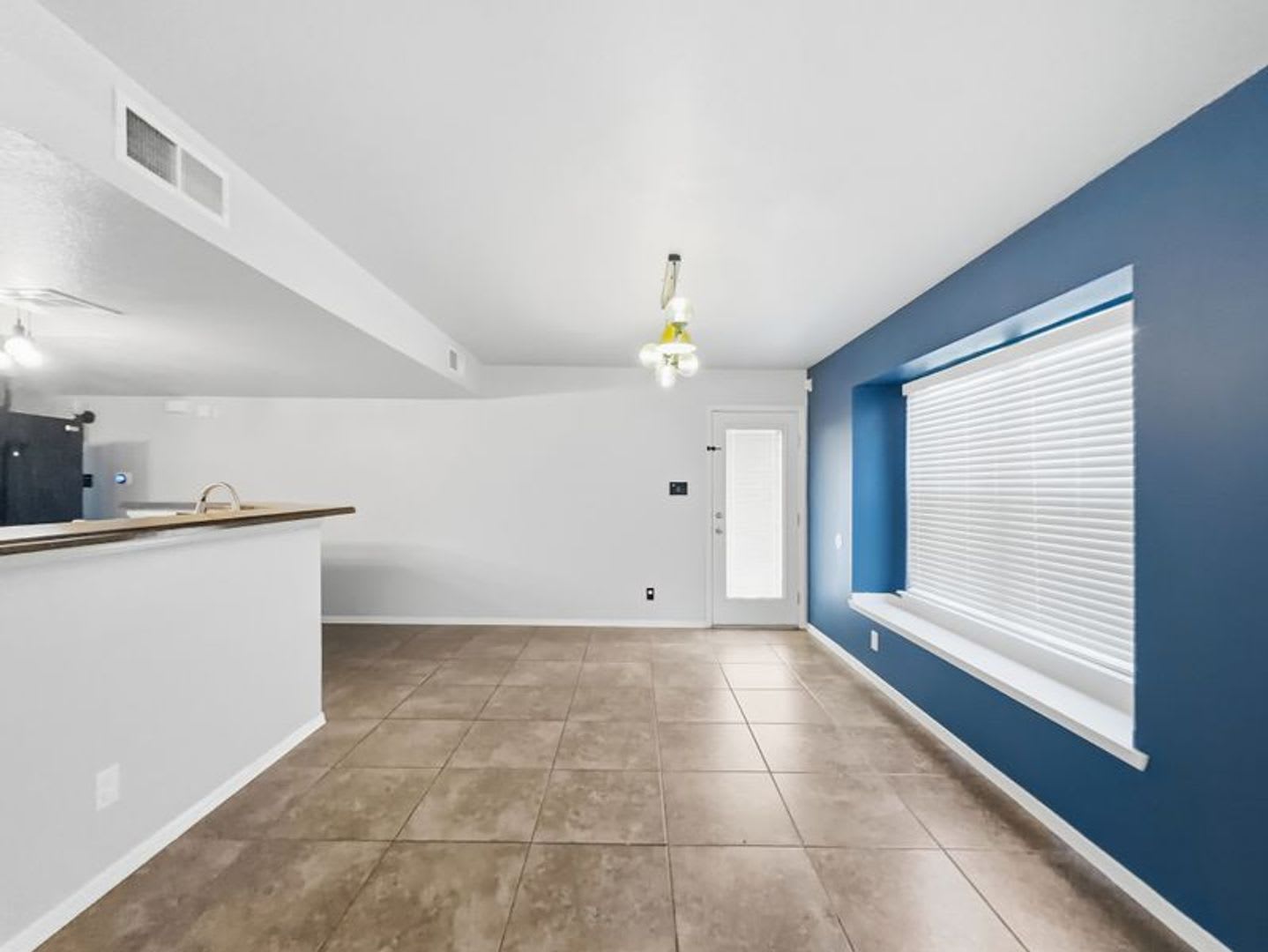 Gorgeous Home – photo 5