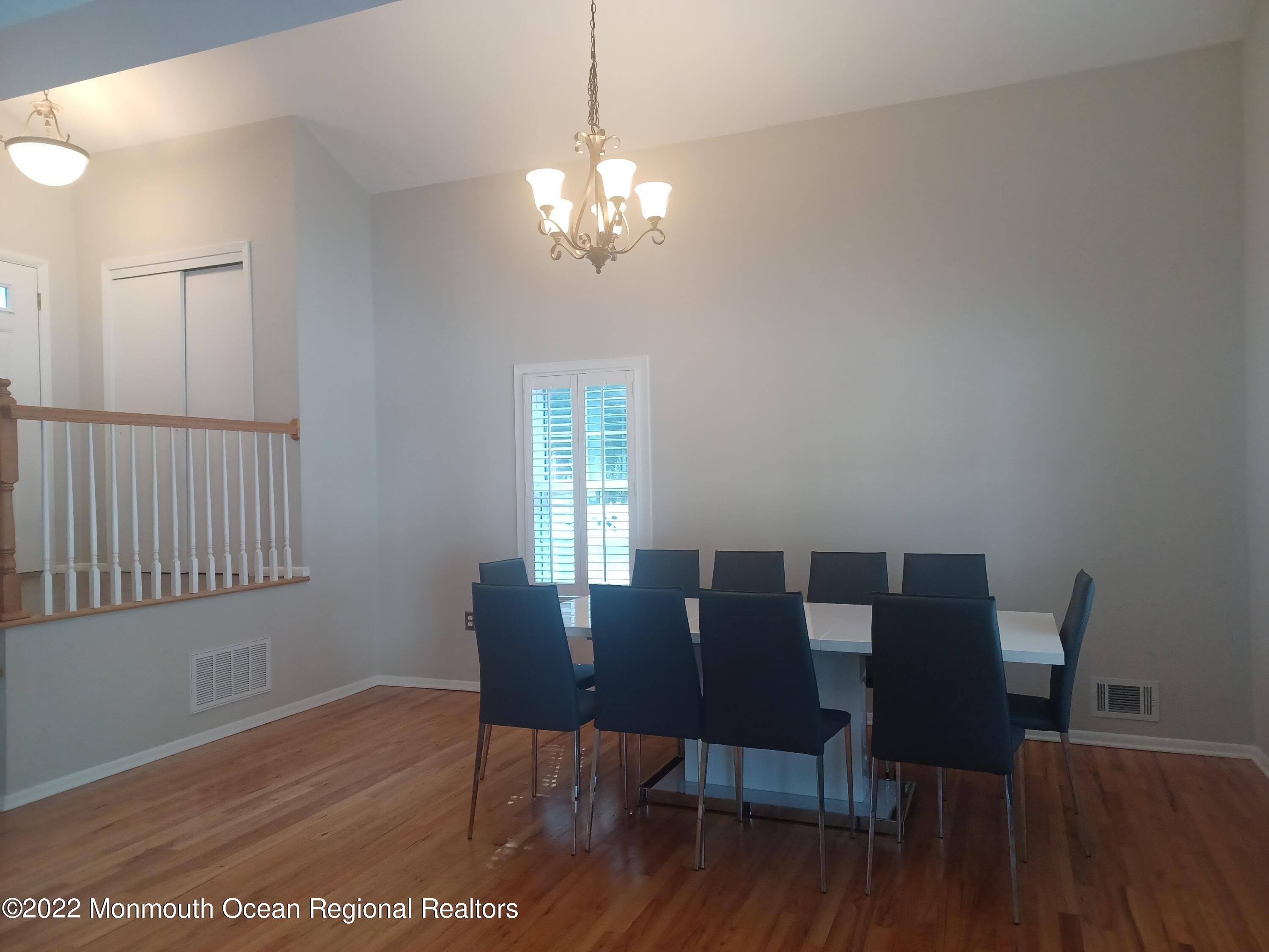 1002 Beverly Avenue – photo 4