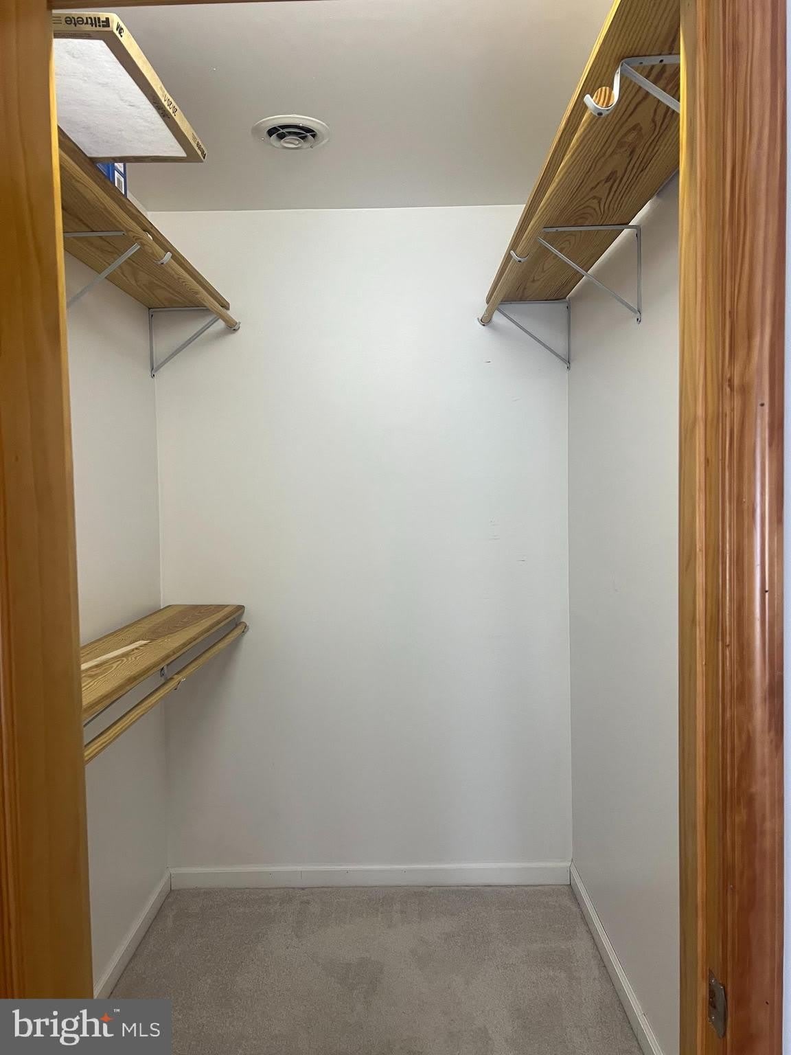 406 HONEYSUCKLE Avenue – photo 5