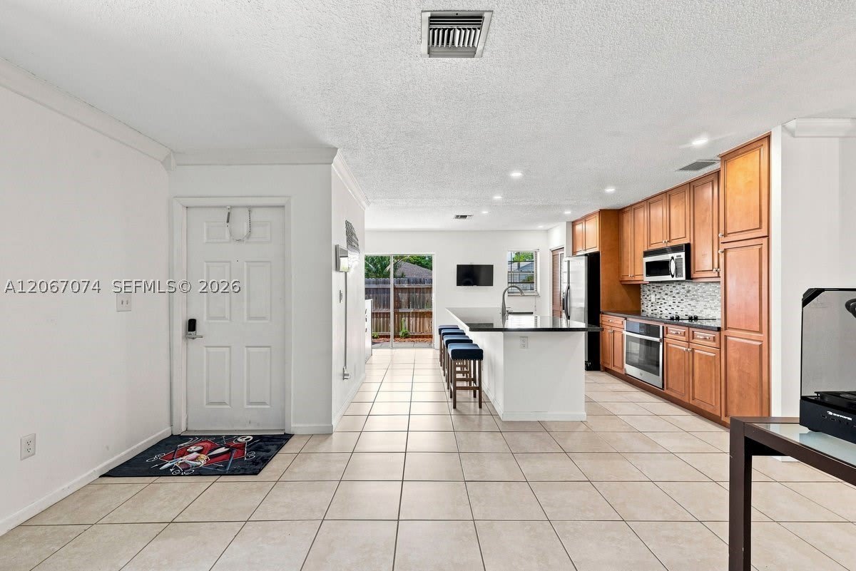206 SE 1st Cir – photo 5