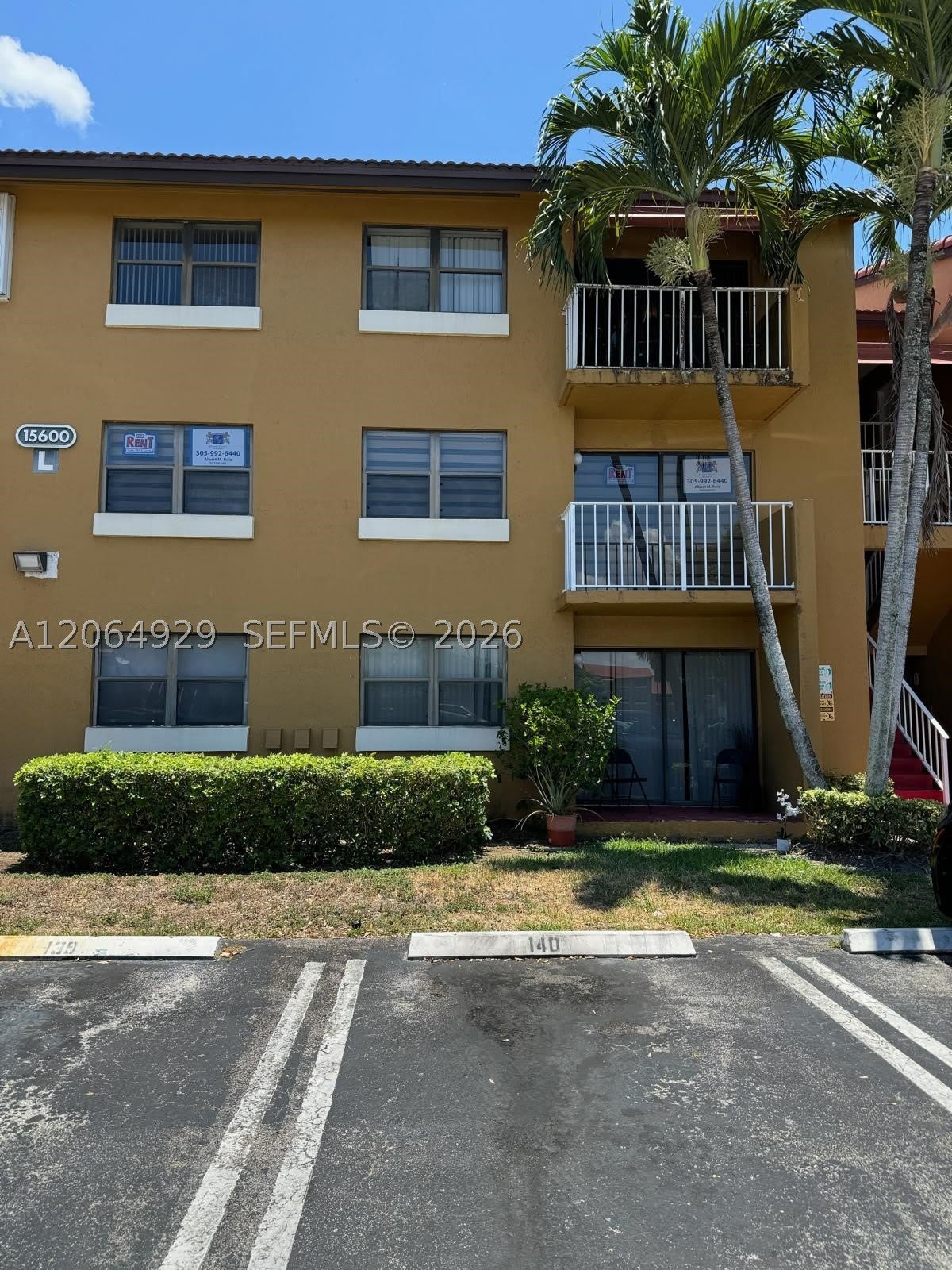 15600 SW 80th St – photo 2