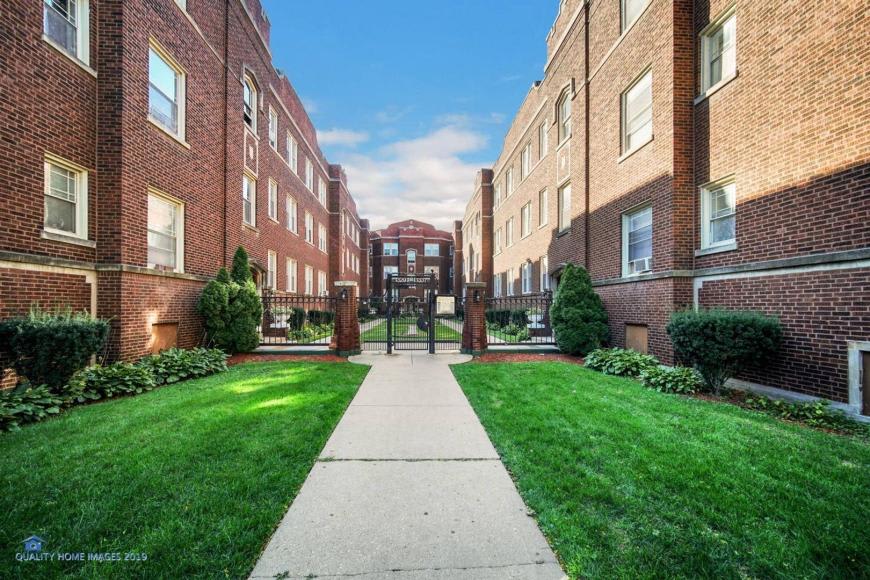 1333 West Touhy Ave. – photo 1