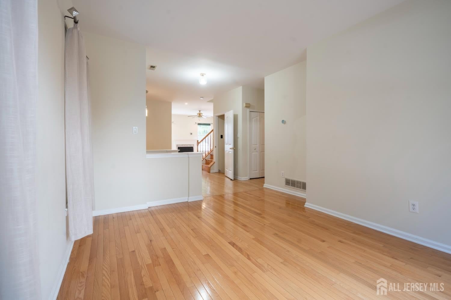 1301 Dahlia Circle – photo 5