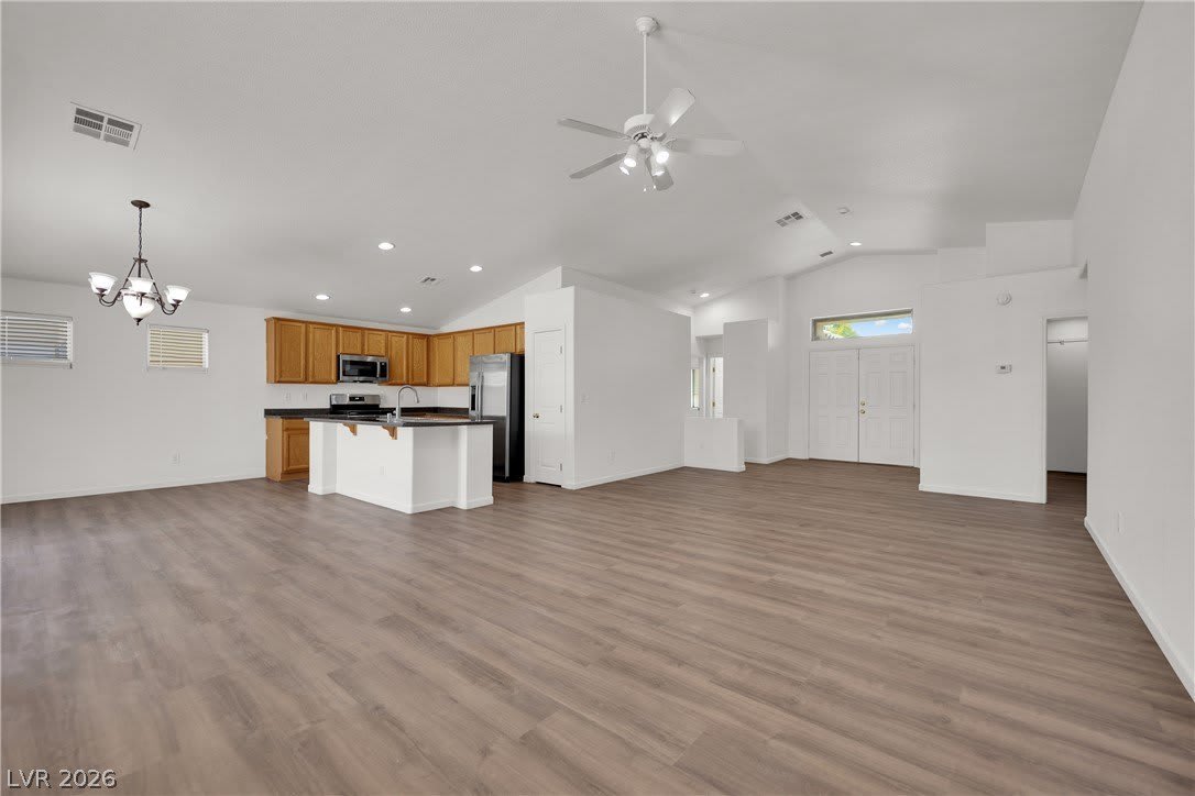 1112 Gary Carmena Avenue – photo 3