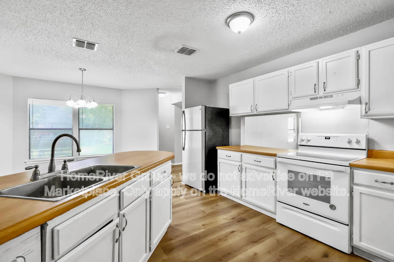 6827 Country Hvn – photo 5