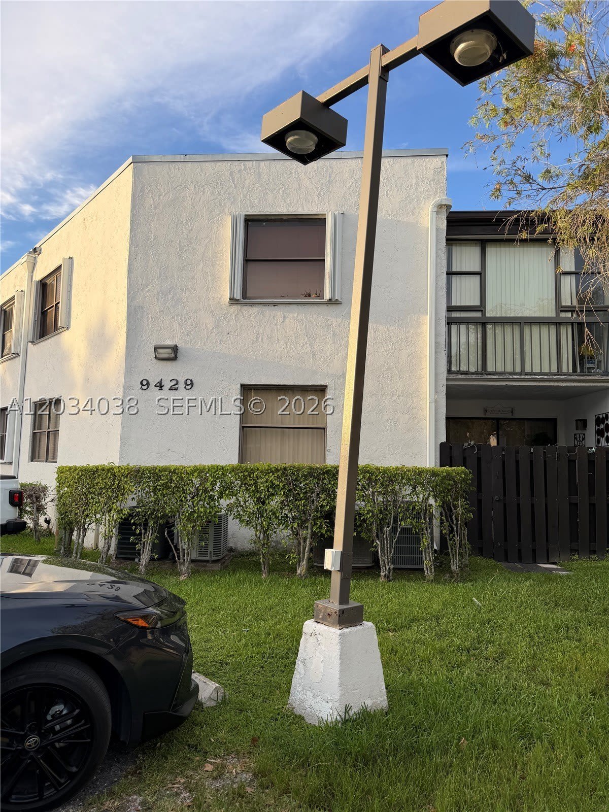 9429 Fontainebleau Blvd – photo 2