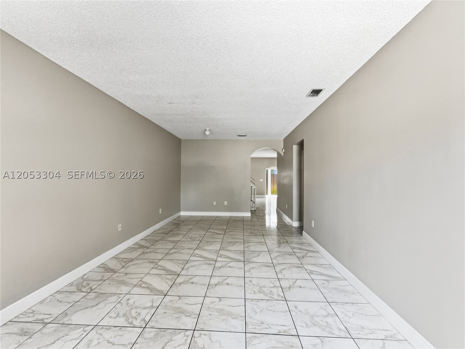 2214 SE 25th Ave – photo 3