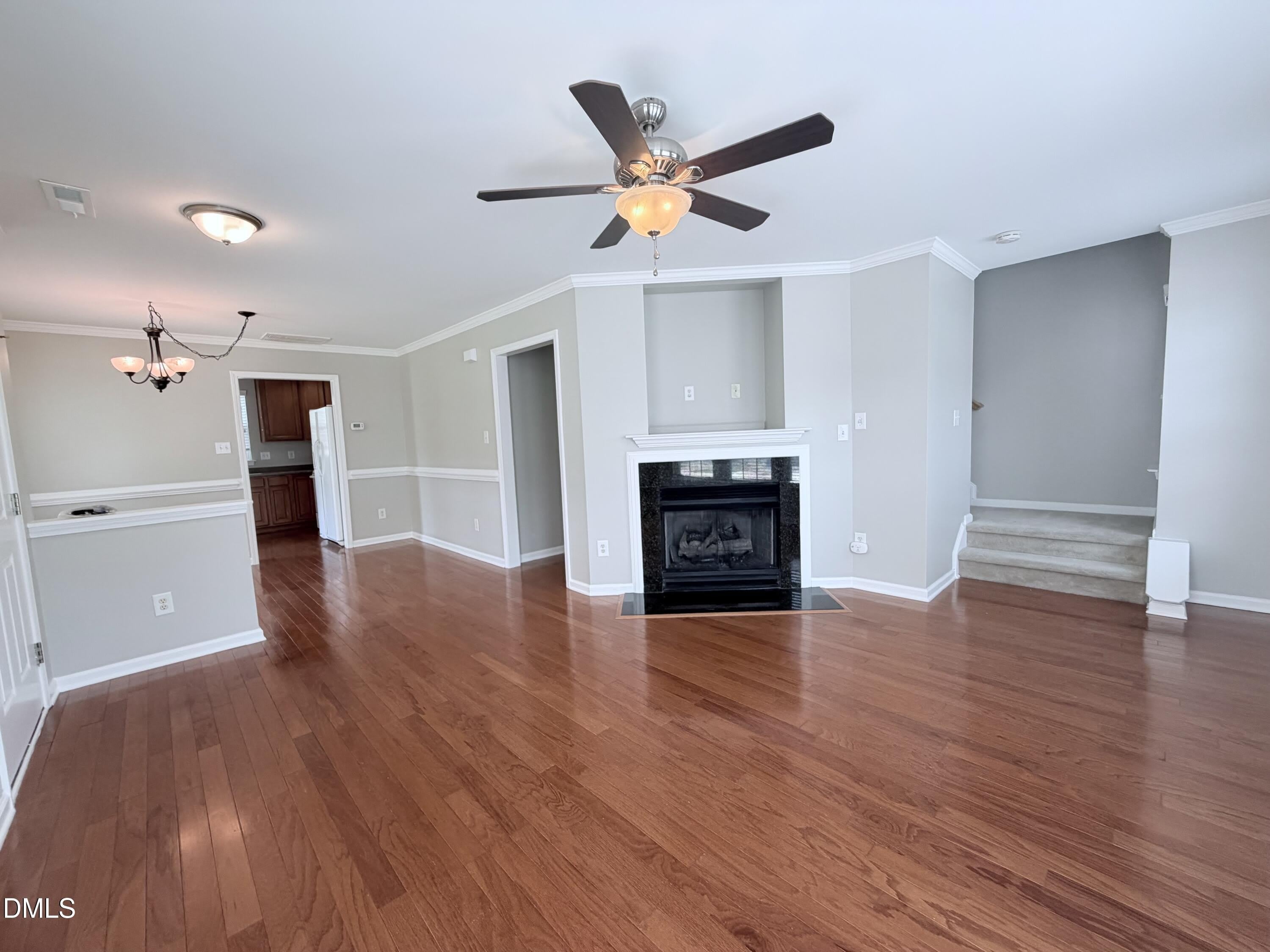 9812 Grettle Court – photo 2