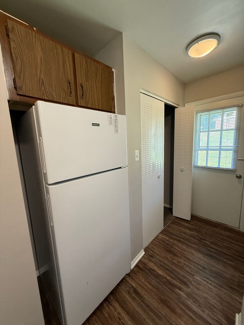 One bedroom bungalow with all-in-one washer/dryer – photo 5