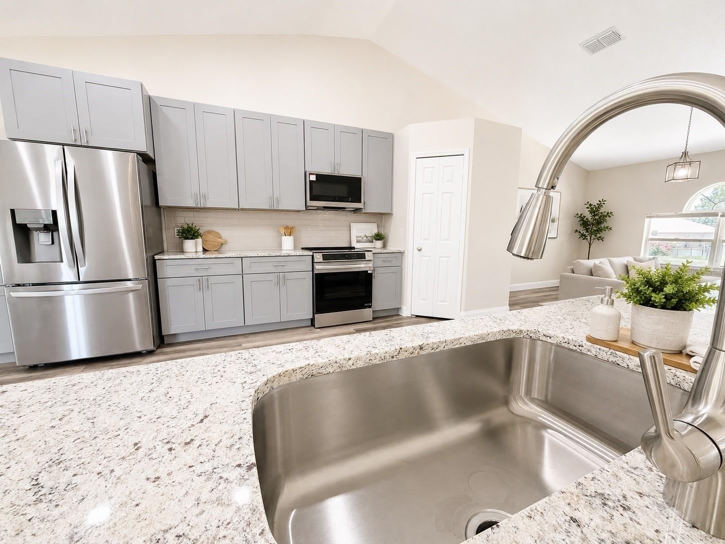 3228 WHITE BLOSSOM Lane – photo 4