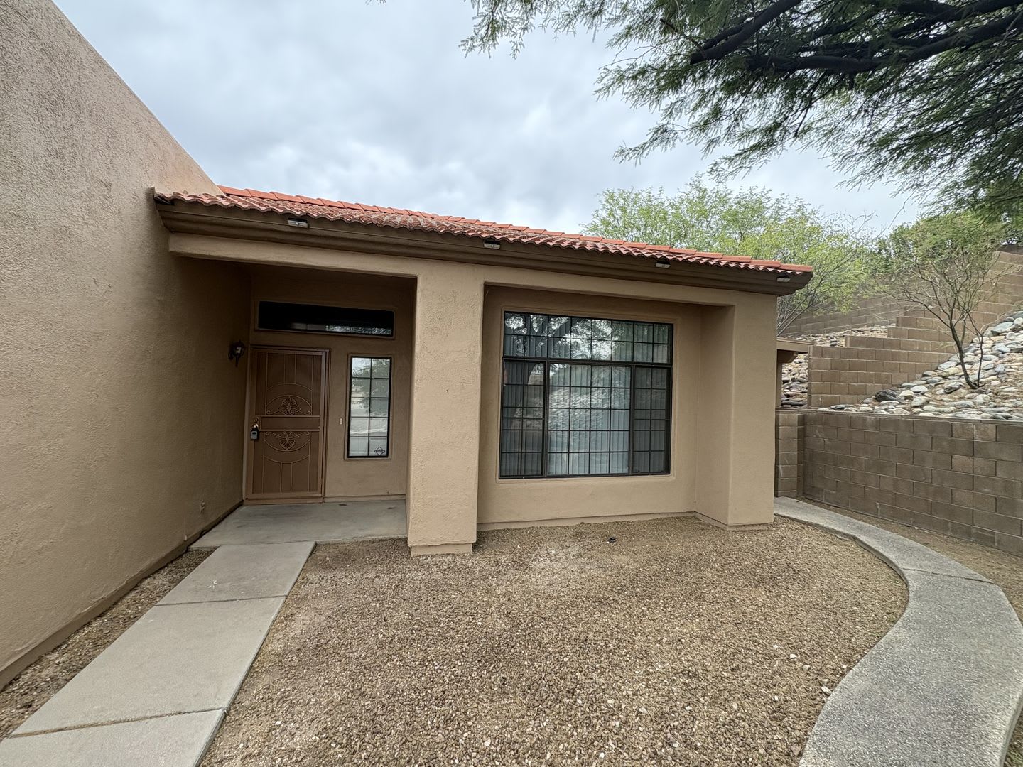 Great eastside location – photo 3