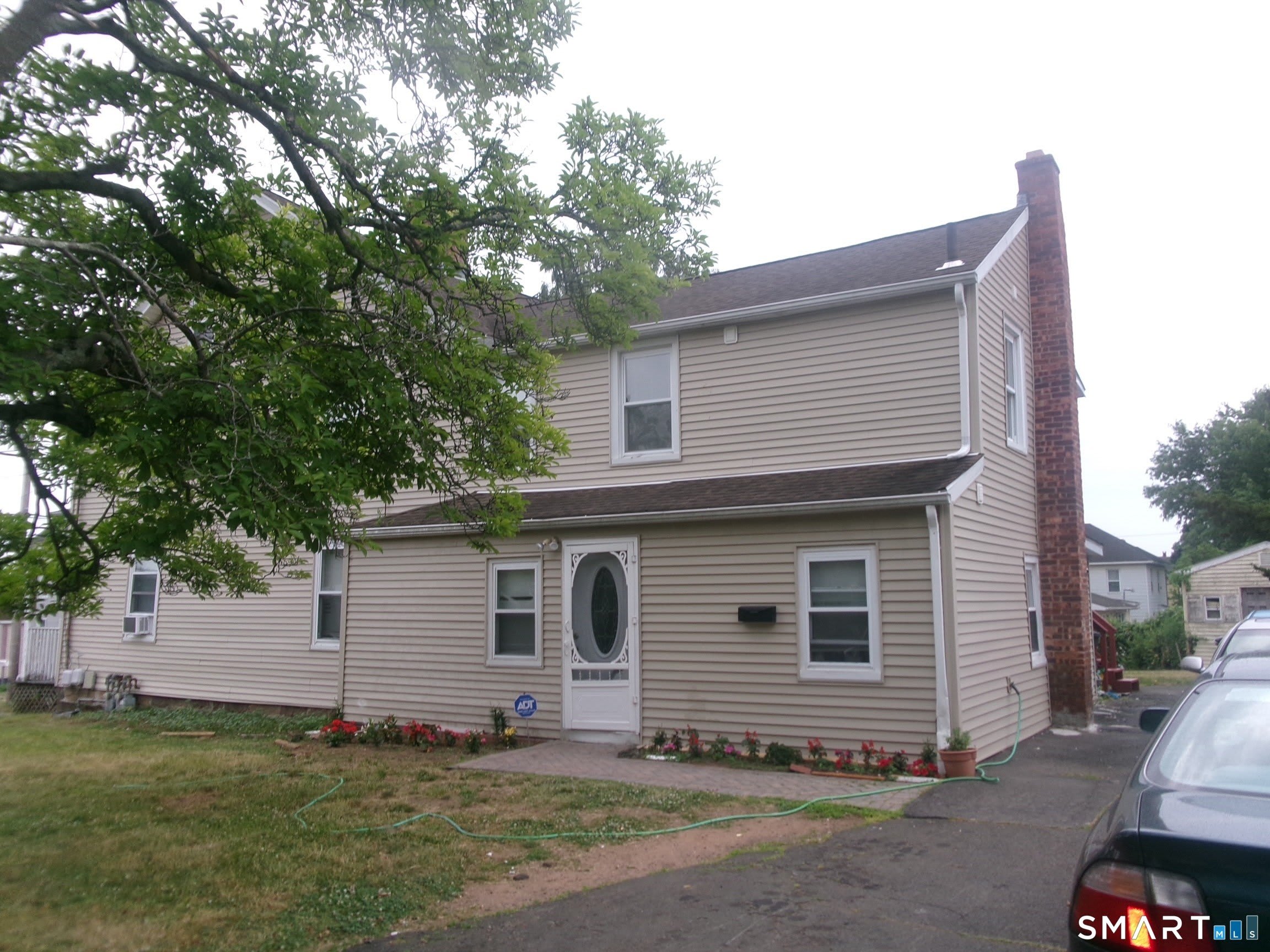 188 Hemingway Avenue – photo 1