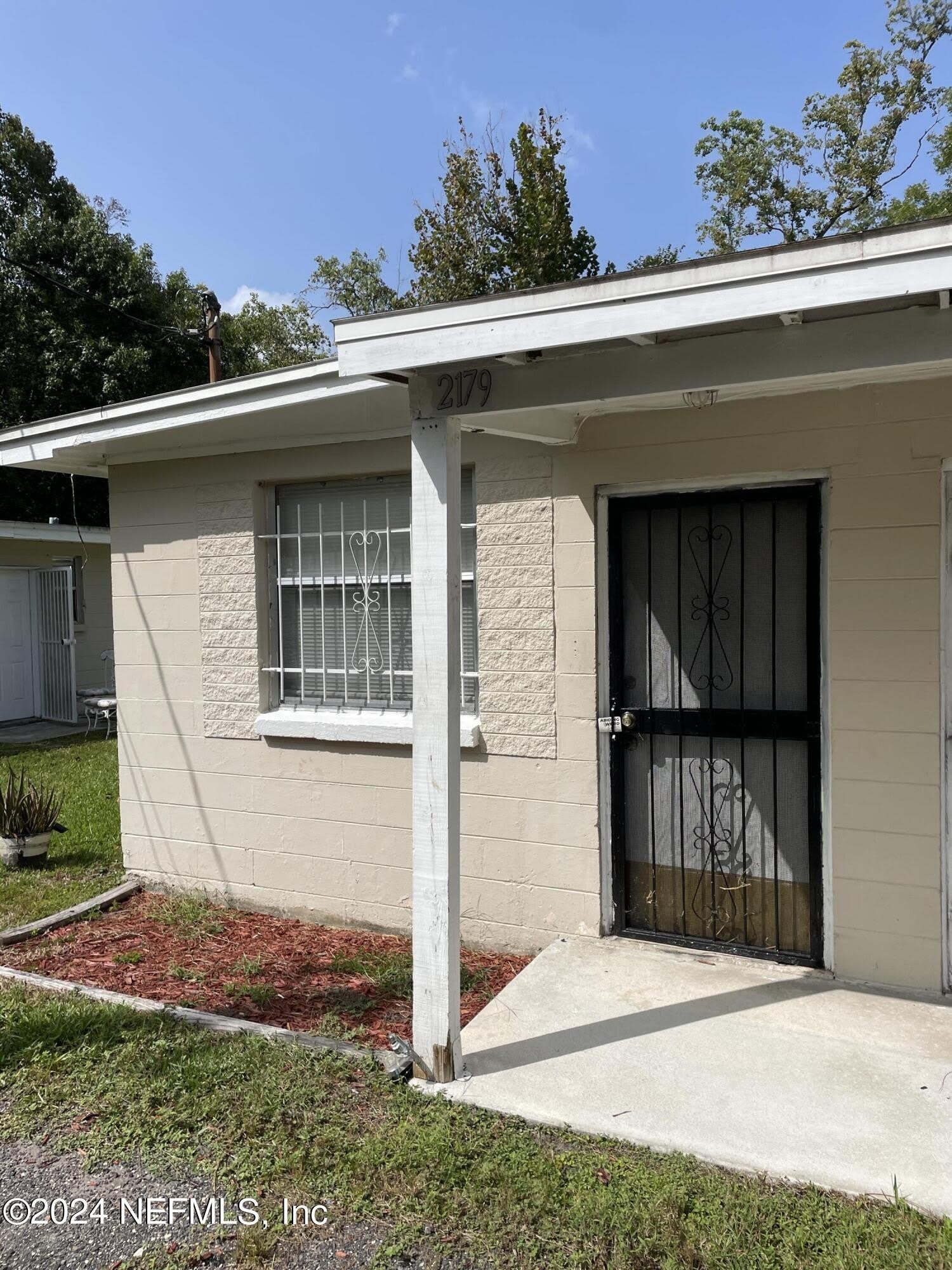 2171 W 40TH Street – photo 3