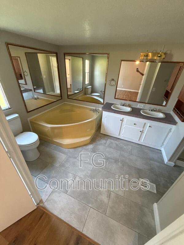 3608 Shady Acres Ln Lot 22 – photo 5