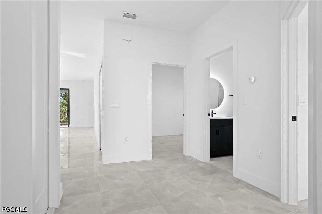 322 Loire Avenue S – photo 4