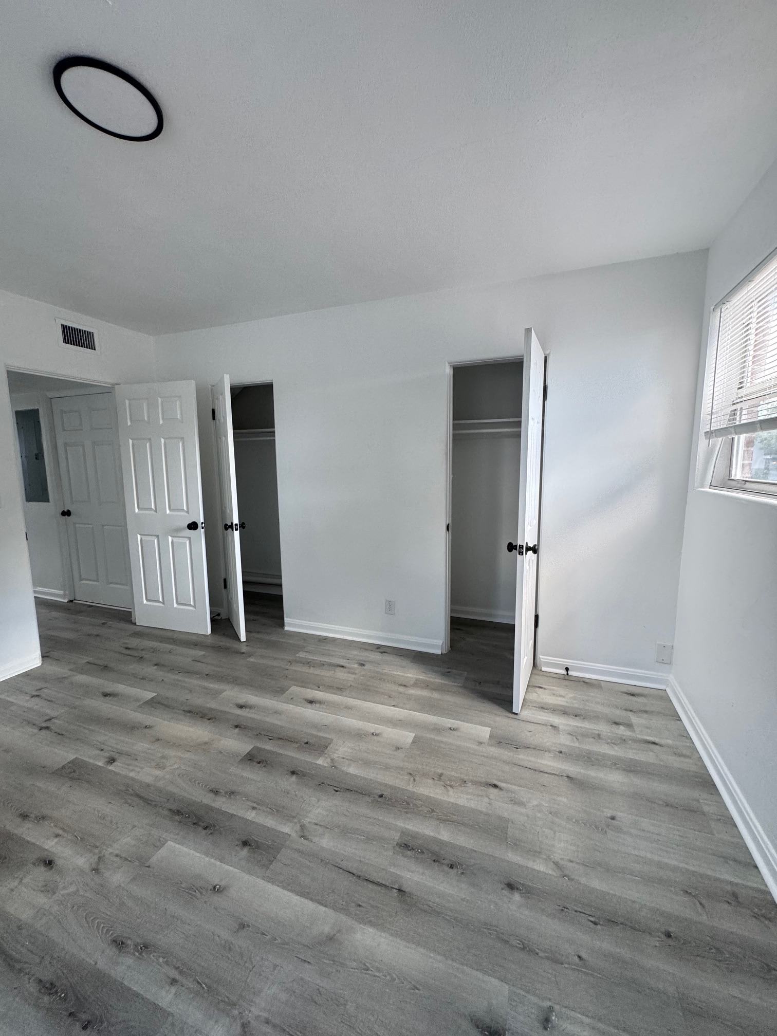 5452 Playa Way 1 – photo 2