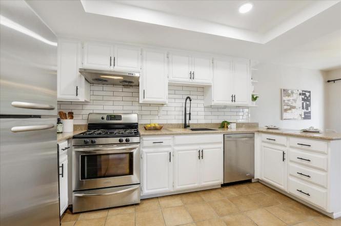 775 Chestnut St – photo 5