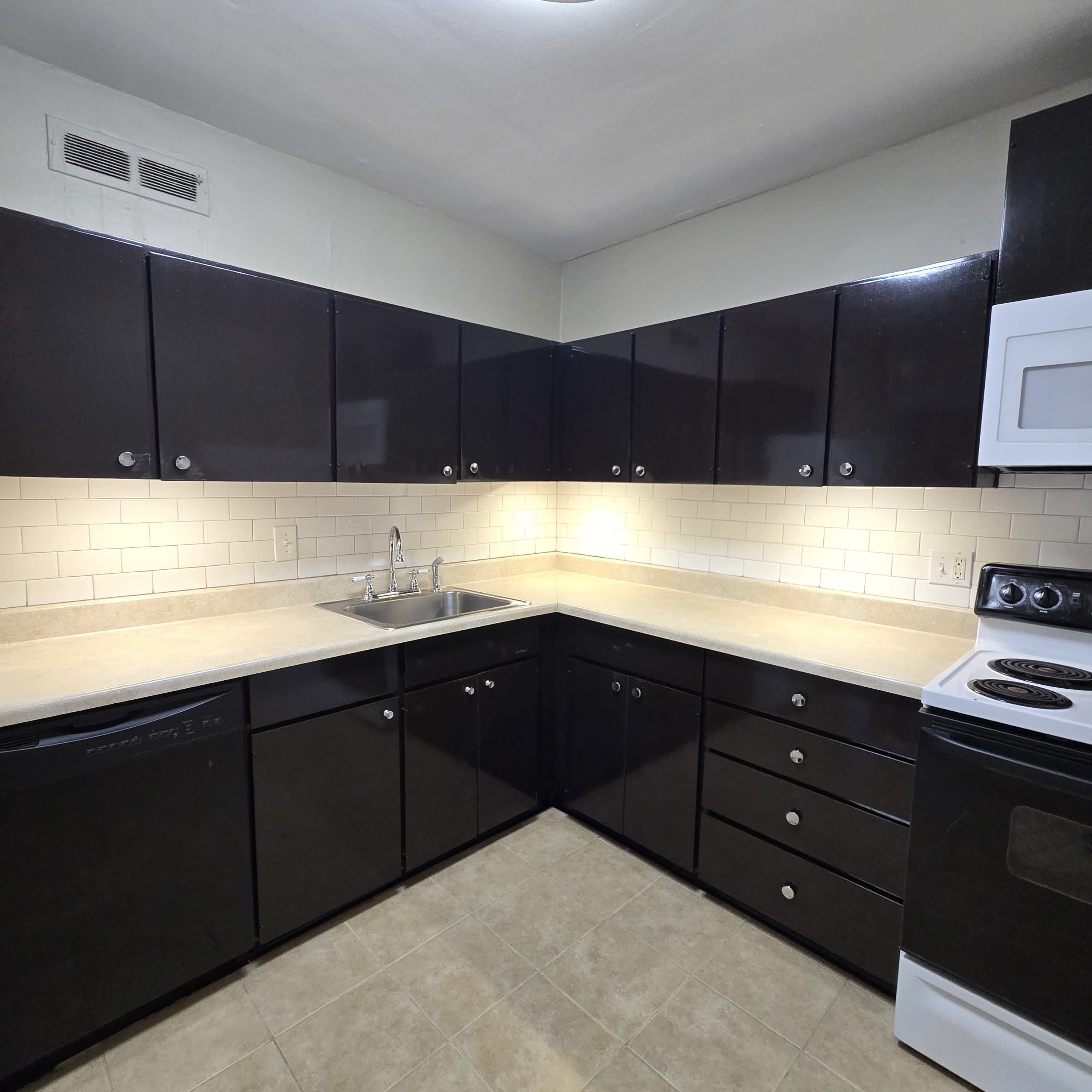 5939 Nagel Ave – photo 3