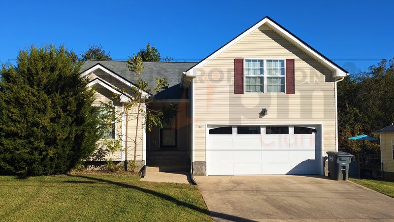 1121 Gunpoint Drive – photo 1