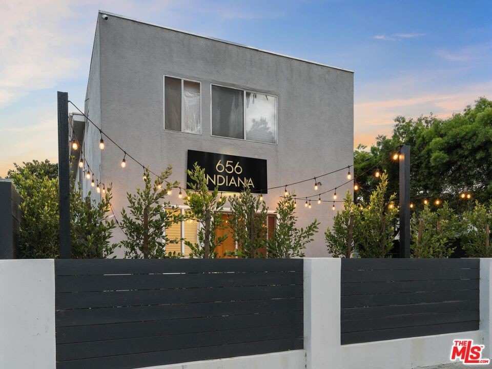 656 Indiana Ave – photo 1