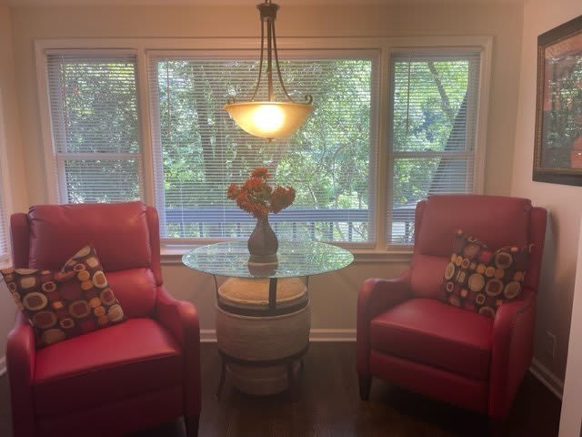 637 Riverside Drive – photo 4