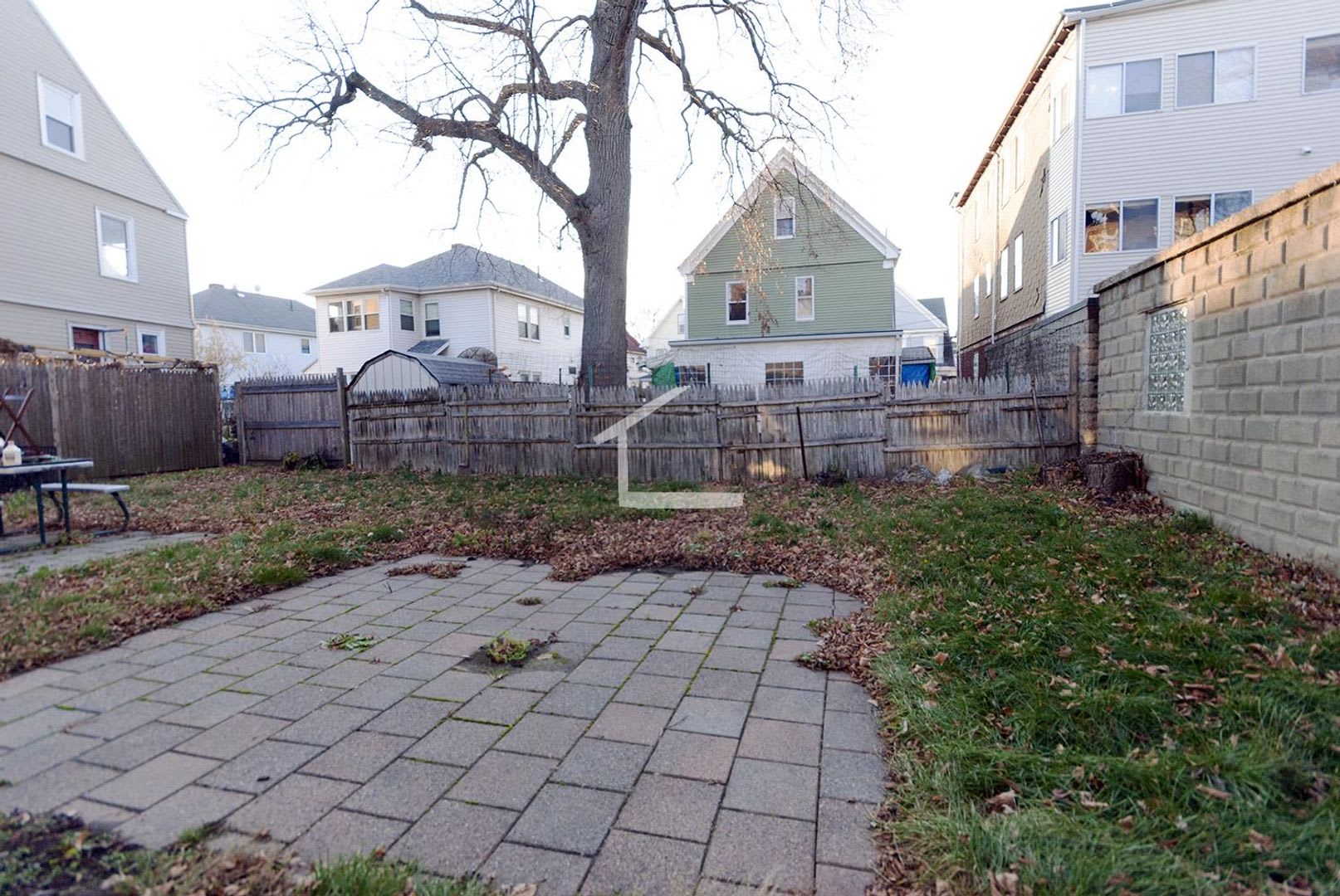 Charming 6 Bedroom-No Broker Fee – photo 1