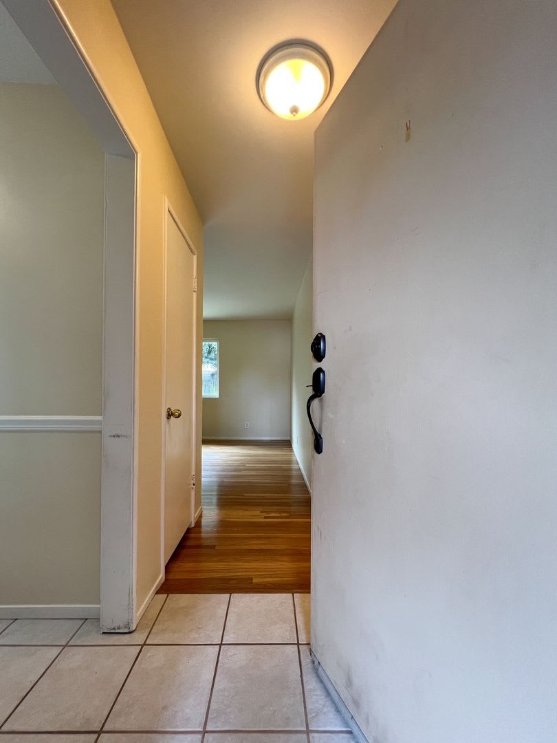 Charming Three Bedroom Home in North Napa – photo 3
