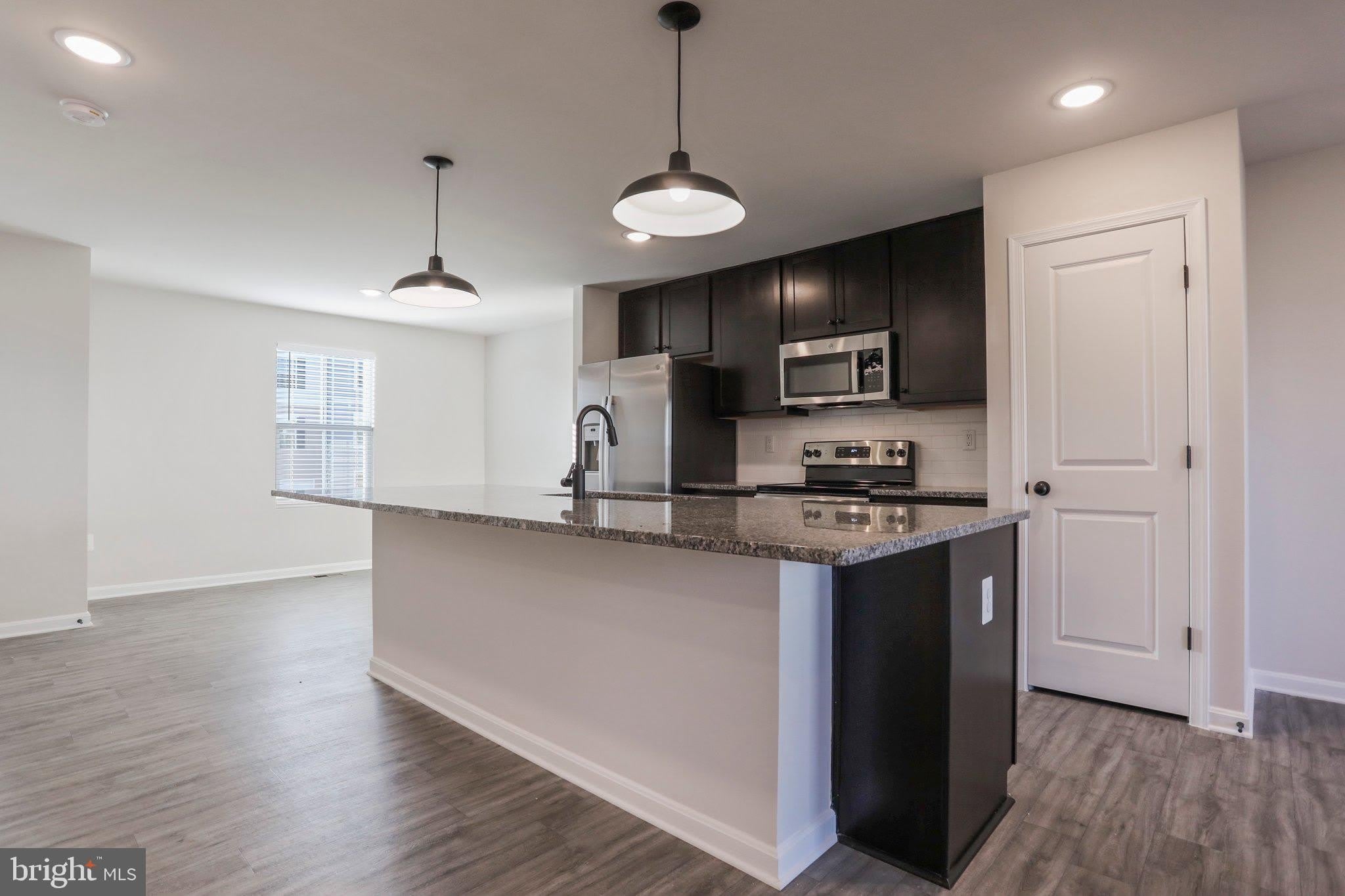 128 Rabbit Rd – photo 2