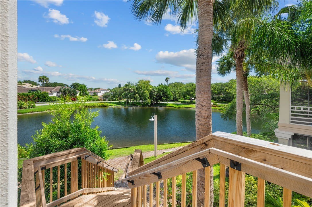 8735 Lakeside Boulevard – photo 2