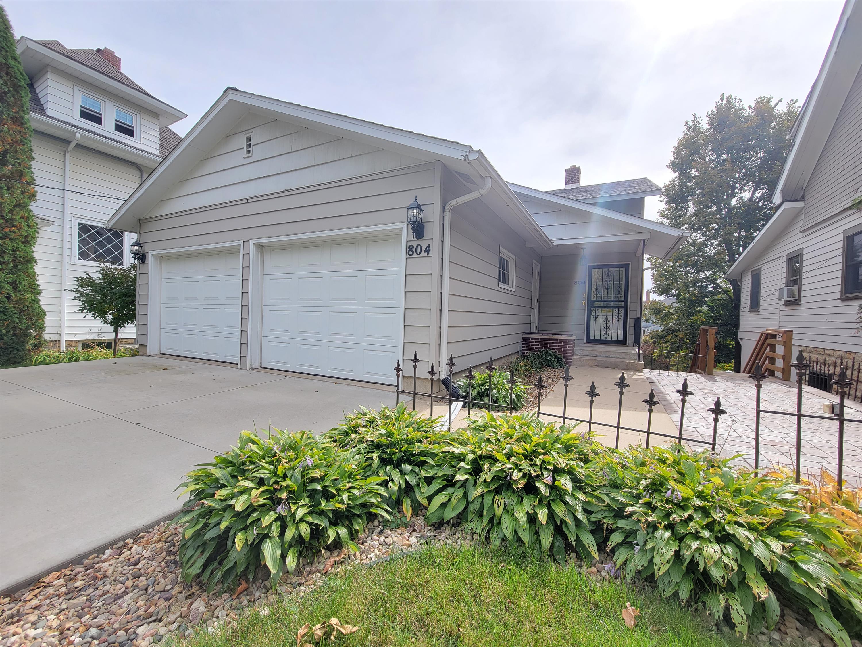 804 4th Street Southwest – photo 1