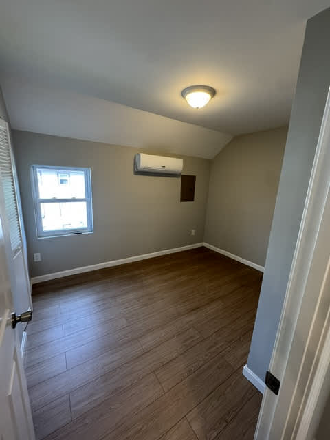 31 Hicks St – photo 4