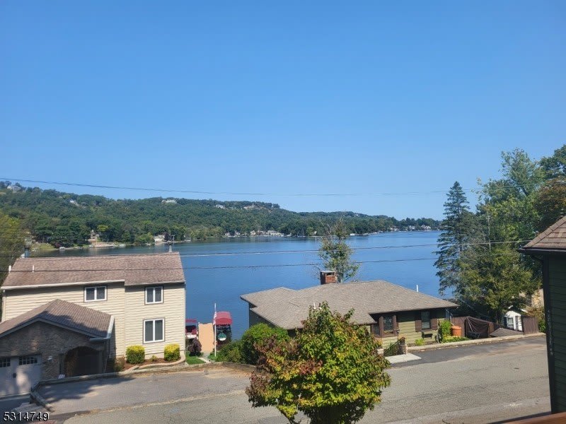 69 Birch Pkwy – photo 2