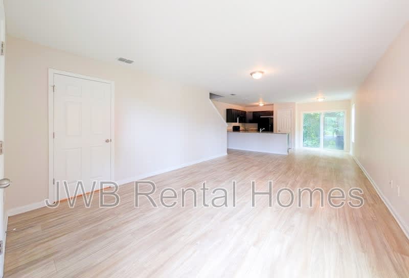 6861 Lake Mist Ln – photo 4