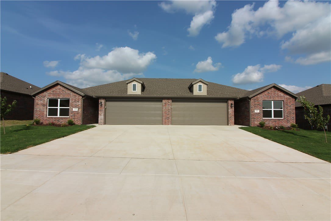 432 Barbet Drive – photo 1