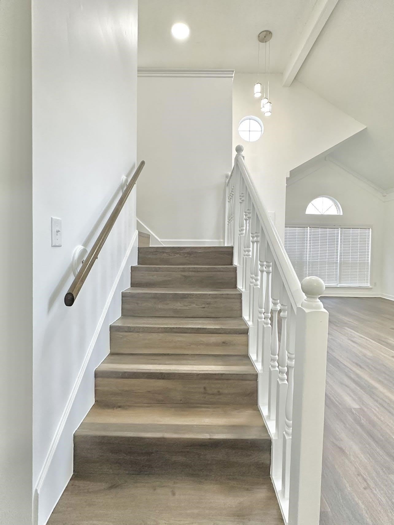 5445 PINE OAK Ln – photo 4