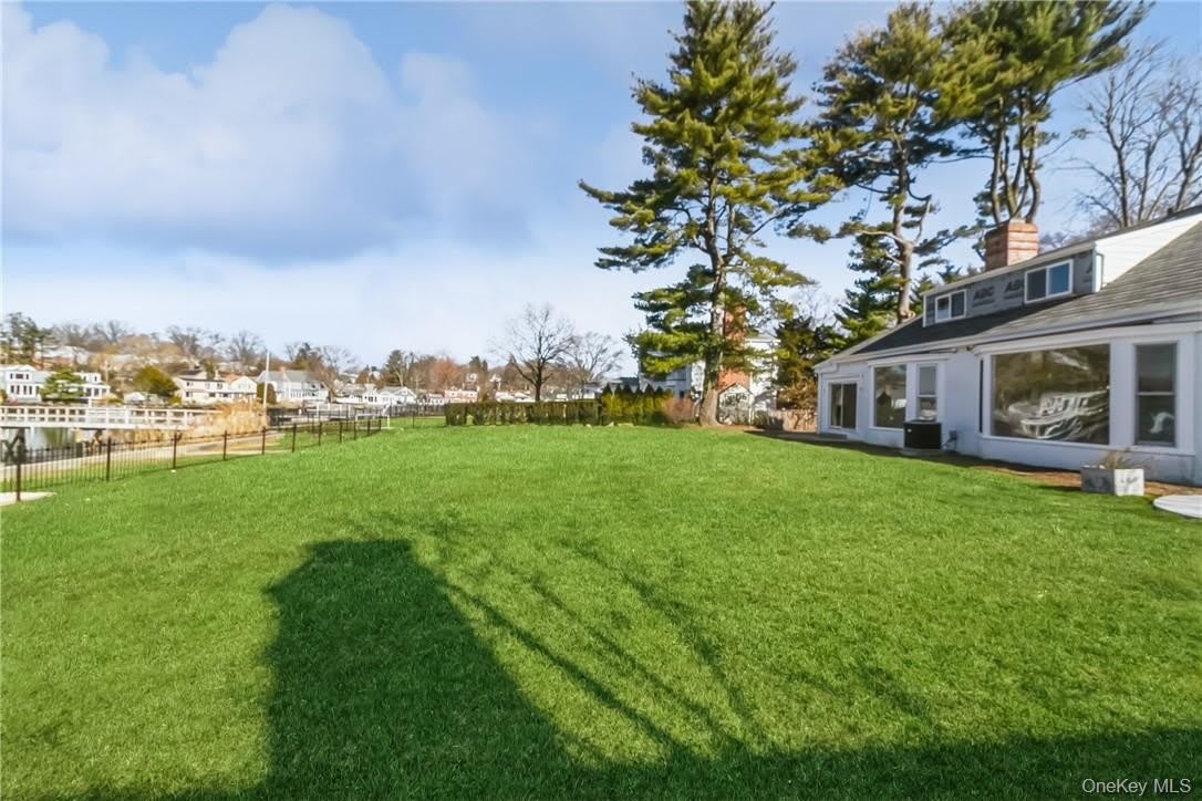 632 Shore Acres Drive – photo 5