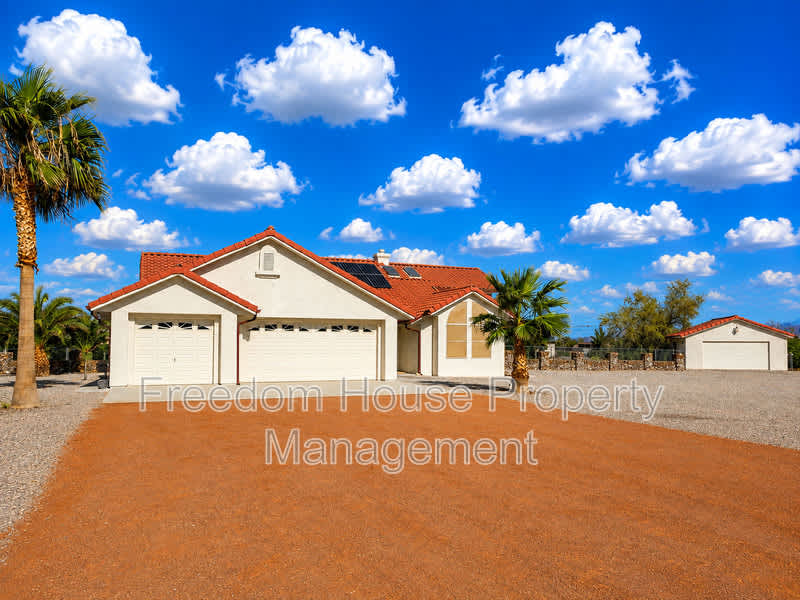 2060 River Plate Drive – photo 1