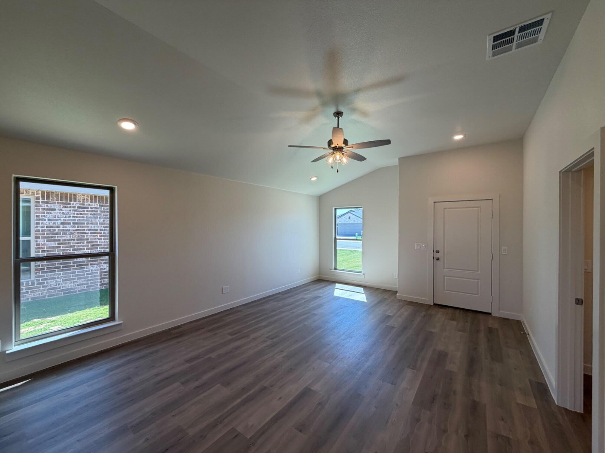 2407 Helena Avenue – photo 3