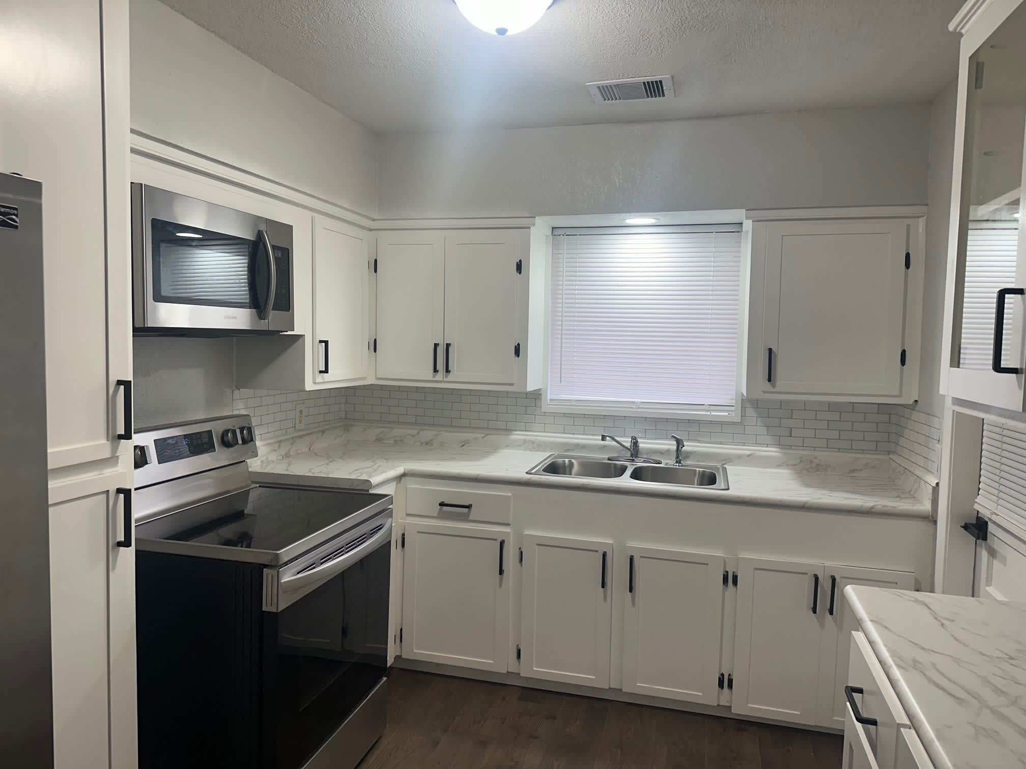 208 Walnut Street – photo 2
